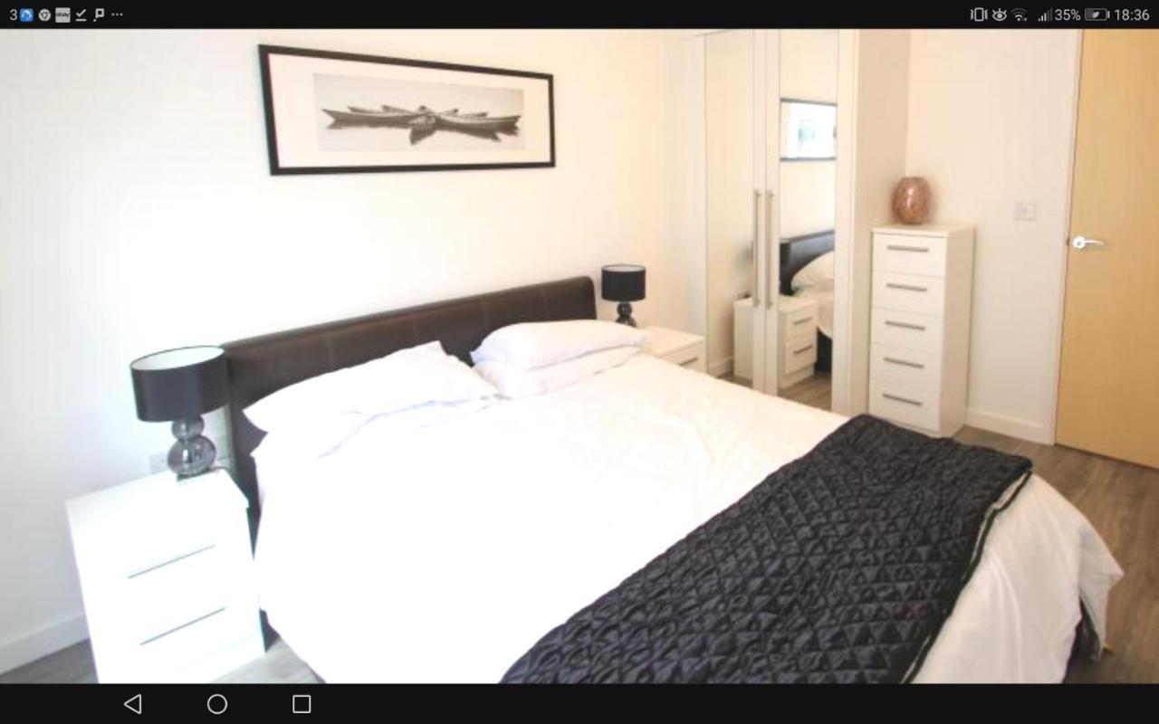 New Central Woking 1 And 2 Bedroom Apartments With Free Gym, Close To Train Station Eksteriør billede