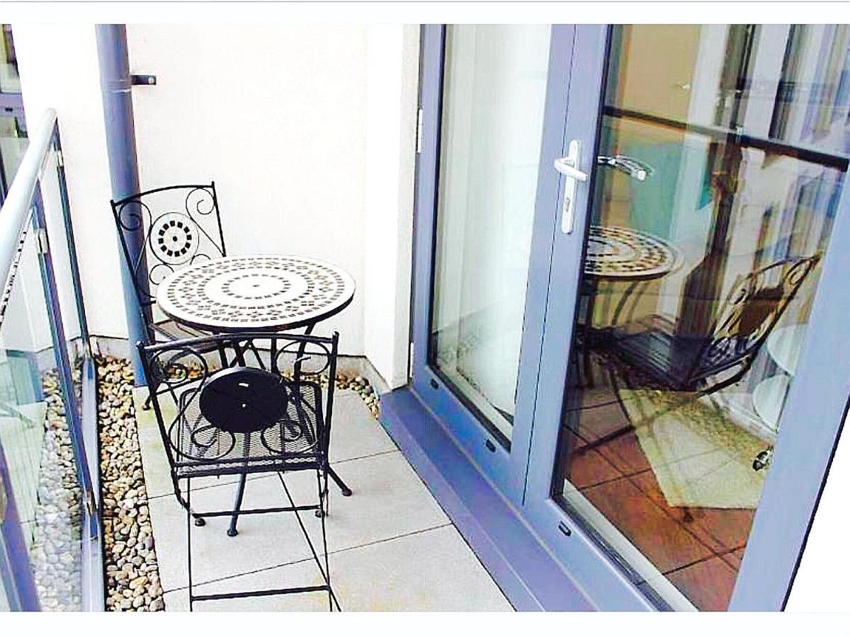 New Central Woking 1 And 2 Bedroom Apartments With Free Gym, Close To Train Station Eksteriør billede